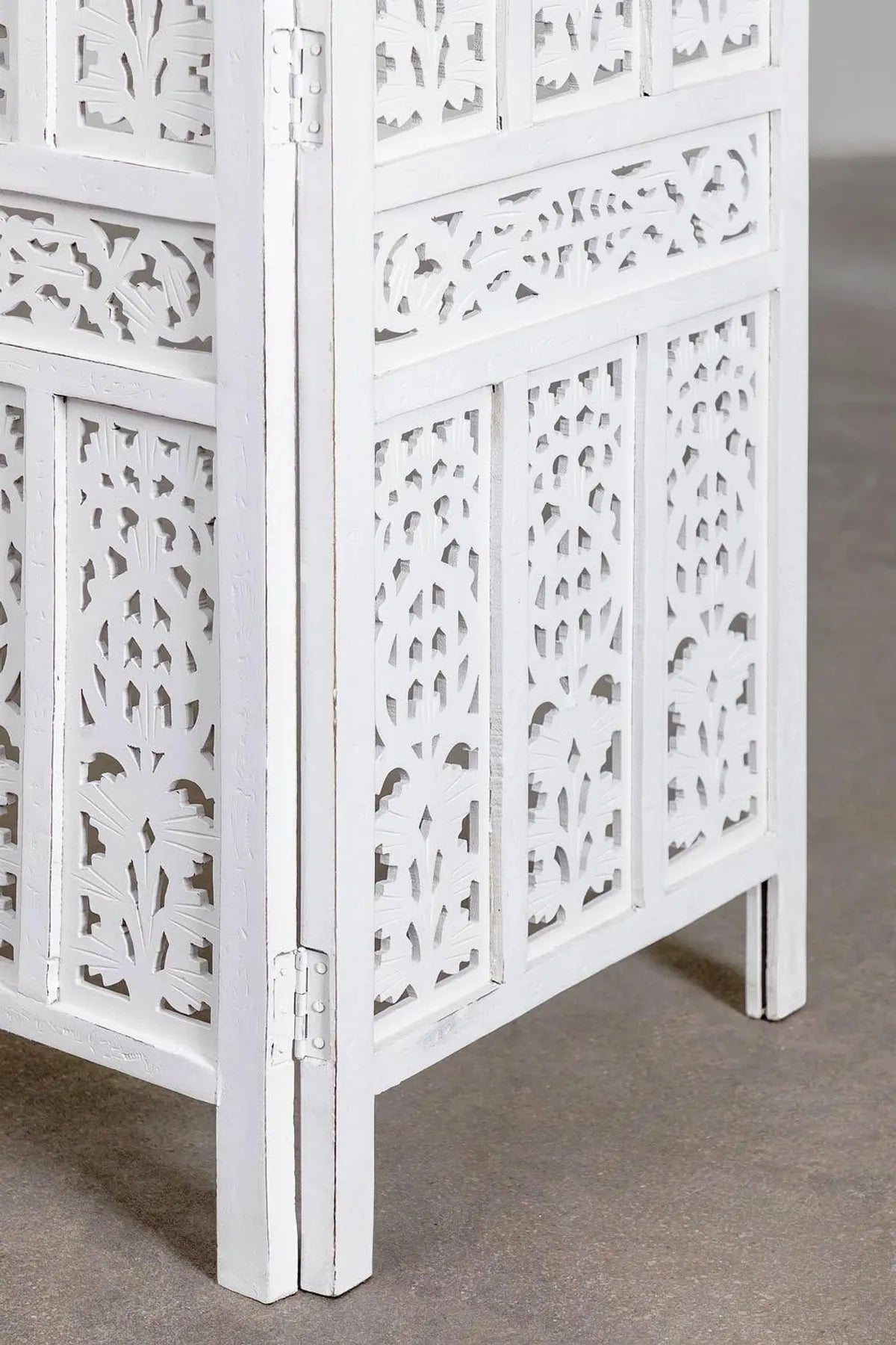 4-Panel White Mango Wood Room Partition – Foldable Privacy Screen Divider